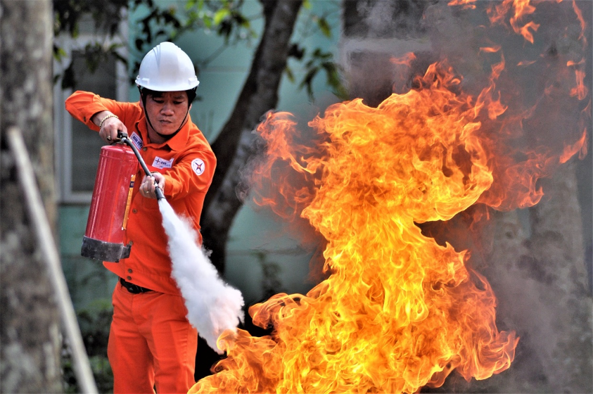 An Toàn Phòng Cháy Chữa Cháy PCCC: Kiến Thức Tổng Quan Và Áp Dụng Thực Tế